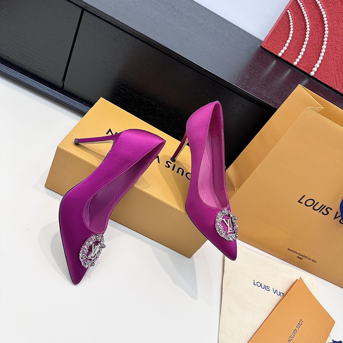 Women's high heels